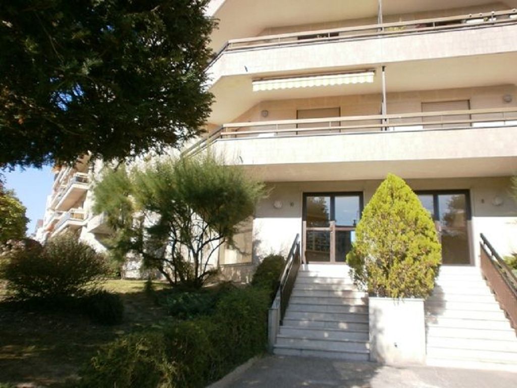 Appartement F2 LE PERREUX SUR MARNE 1150€ C3Z-IMMOBILIER